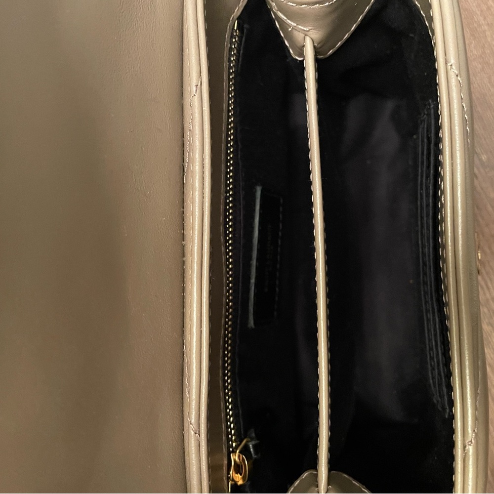 Saint Laurent Toy Loulou Crossbody Bag - Picture 10 of 12